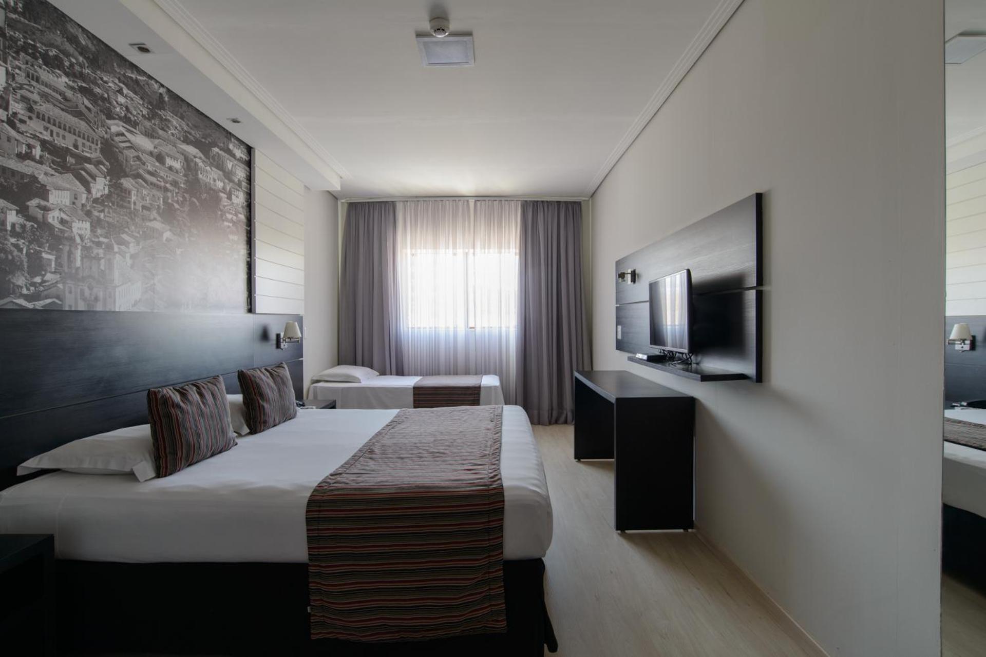 Faro Hotel 陶巴特 外观 照片