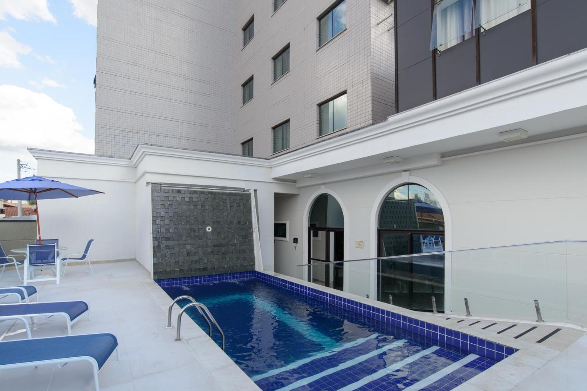 Faro Hotel 陶巴特 外观 照片
