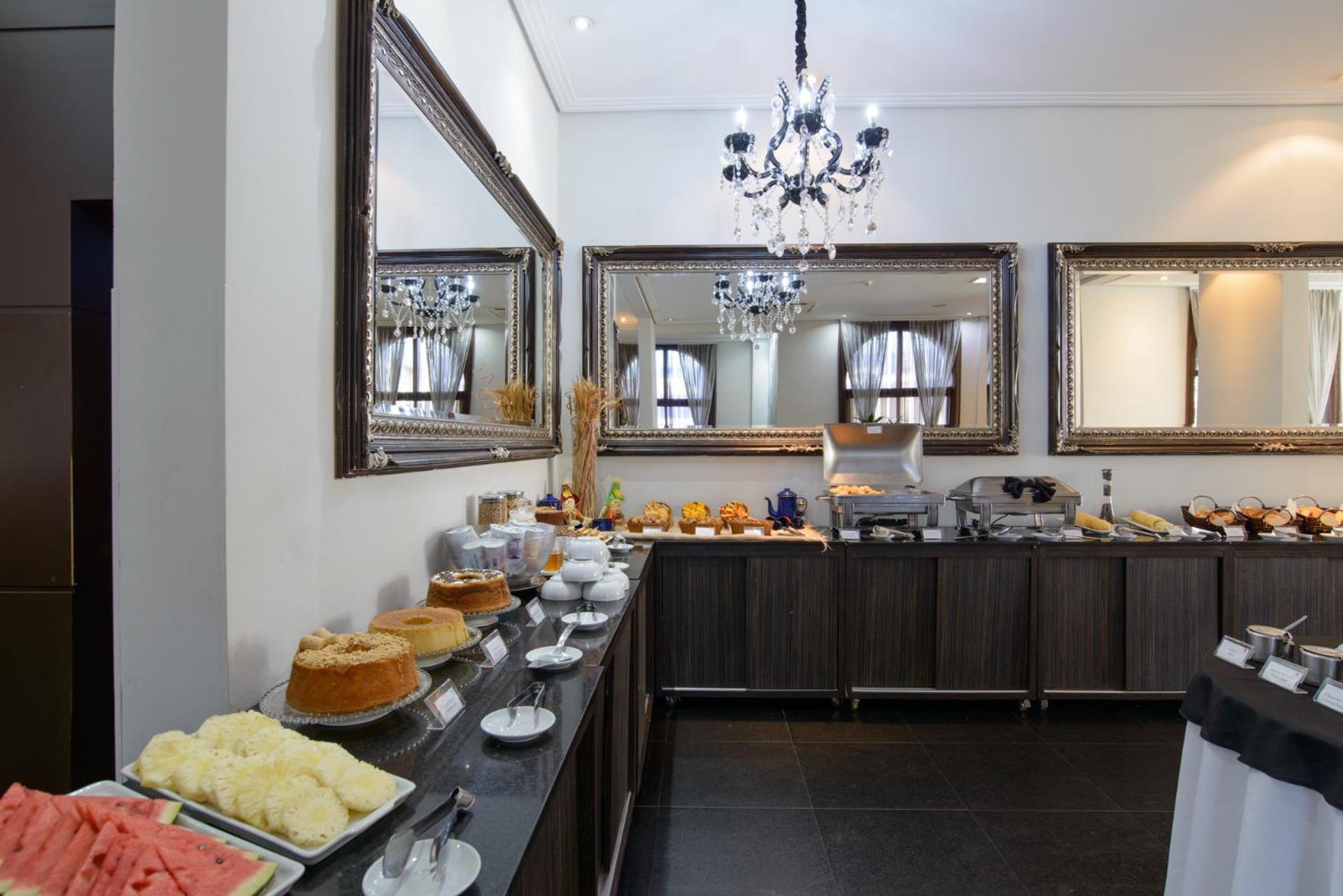 Faro Hotel 陶巴特 外观 照片